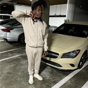 Meet your Posher, Dallon